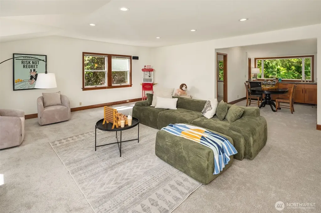3050 126th Avenue NE Bellevue WA 98005