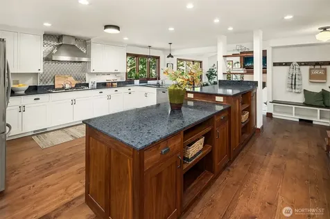 3050 126th Avenue NE Bellevue WA 98005
