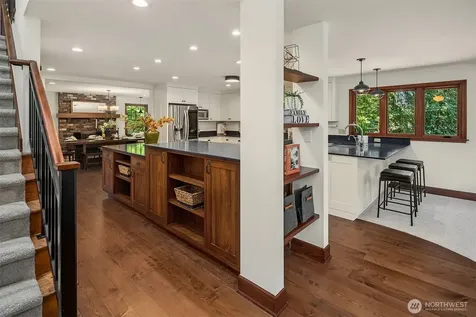 3050 126th Avenue NE Bellevue WA 98005