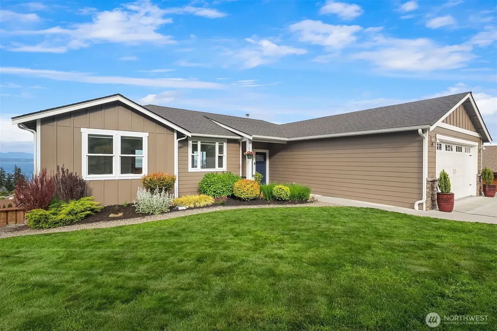 1037 Lightning Way Camano Island WA 98282