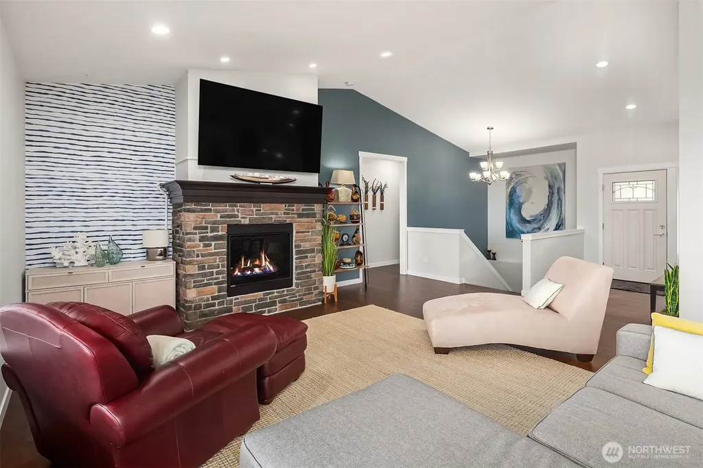 1037 Lightning Way Camano Island WA 98282