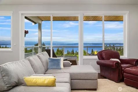 1037 Lightning Way Camano Island WA 98282