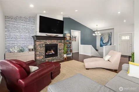 1037 Lightning Way Camano Island WA 98282