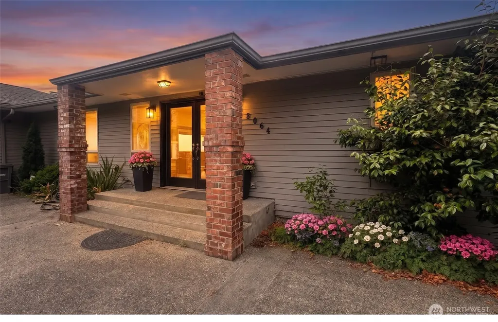 18064 Mariposa Lane Mount Vernon WA 98274