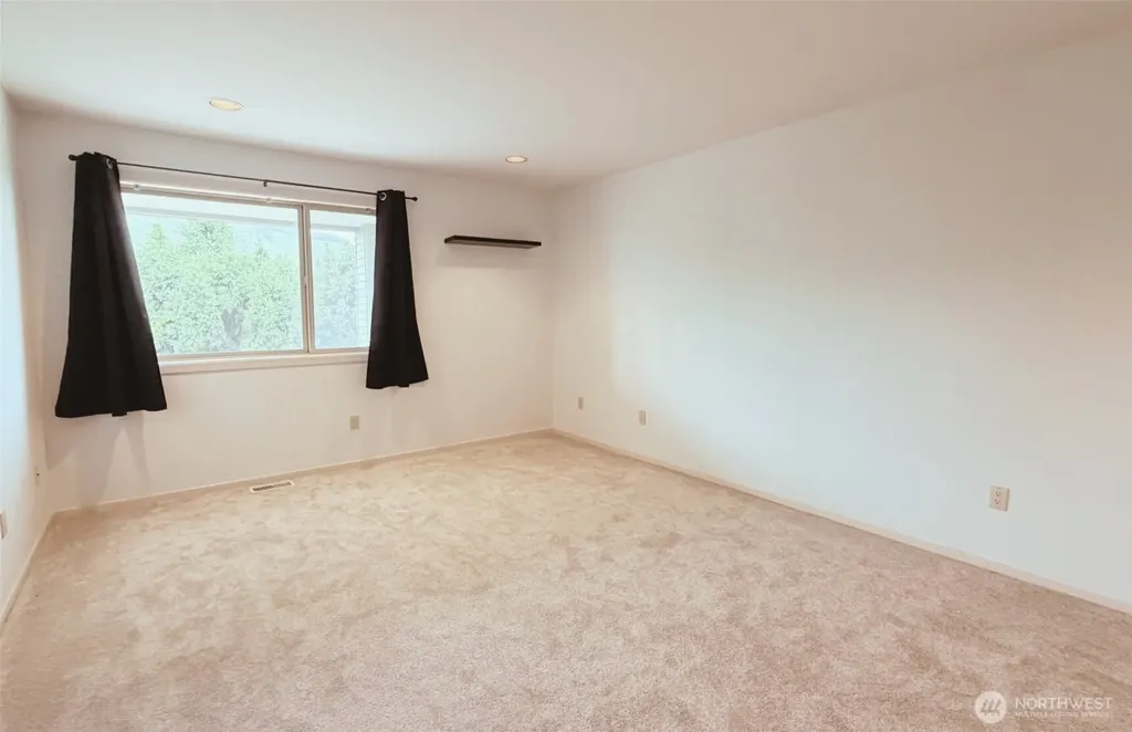 18064 Mariposa Lane Mount Vernon WA 98274