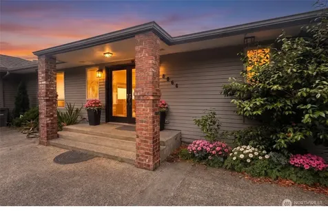 18064 Mariposa Lane Mount Vernon WA 98274