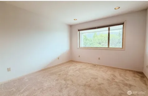 18064 Mariposa Lane Mount Vernon WA 98274