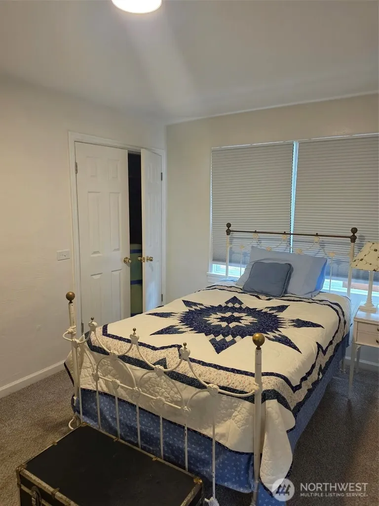 1720 Snyder Avenue Bremerton WA 98312