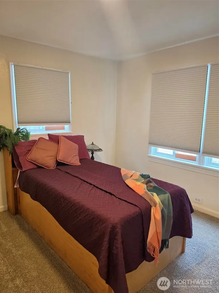 1720 Snyder Avenue Bremerton WA 98312