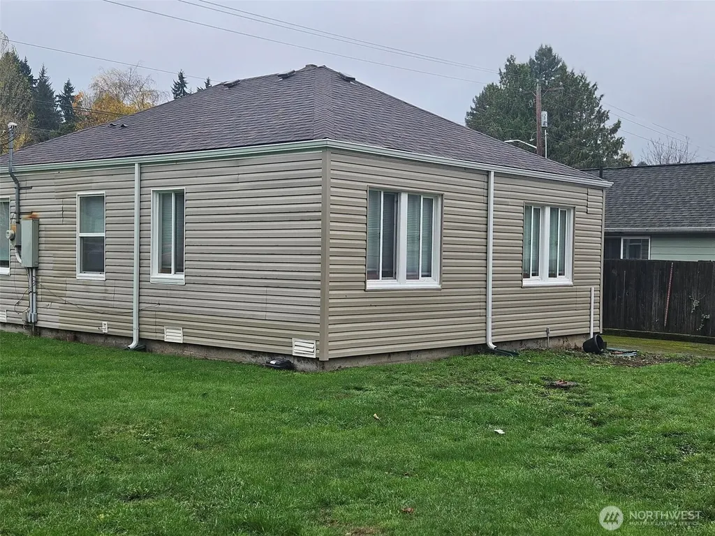 1720 Snyder Avenue Bremerton WA 98312