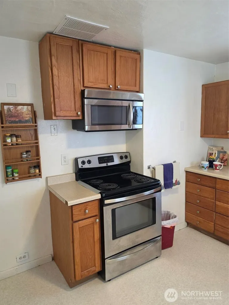 1720 Snyder Avenue Bremerton WA 98312