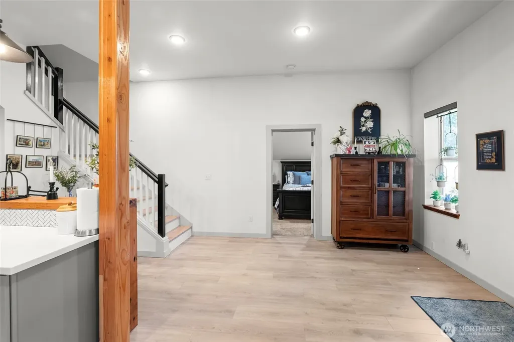 698 6th Avenue W Tenino WA 98589
