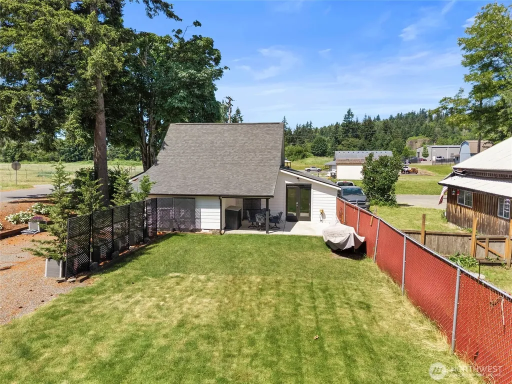 698 6th Avenue W Tenino WA 98589