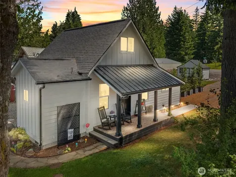 698 6th Avenue W Tenino WA 98589