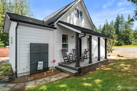 698 6th Avenue W Tenino WA 98589