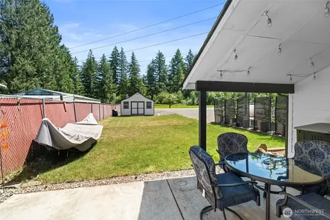 698 6th Avenue W Tenino WA 98589