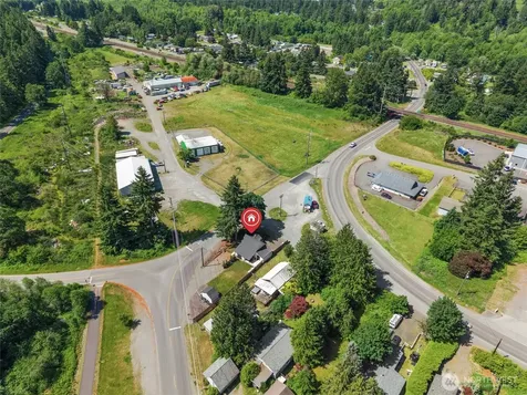 698 6th Avenue W Tenino WA 98589
