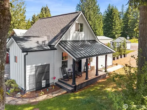 698 6th Avenue W Tenino WA 98589