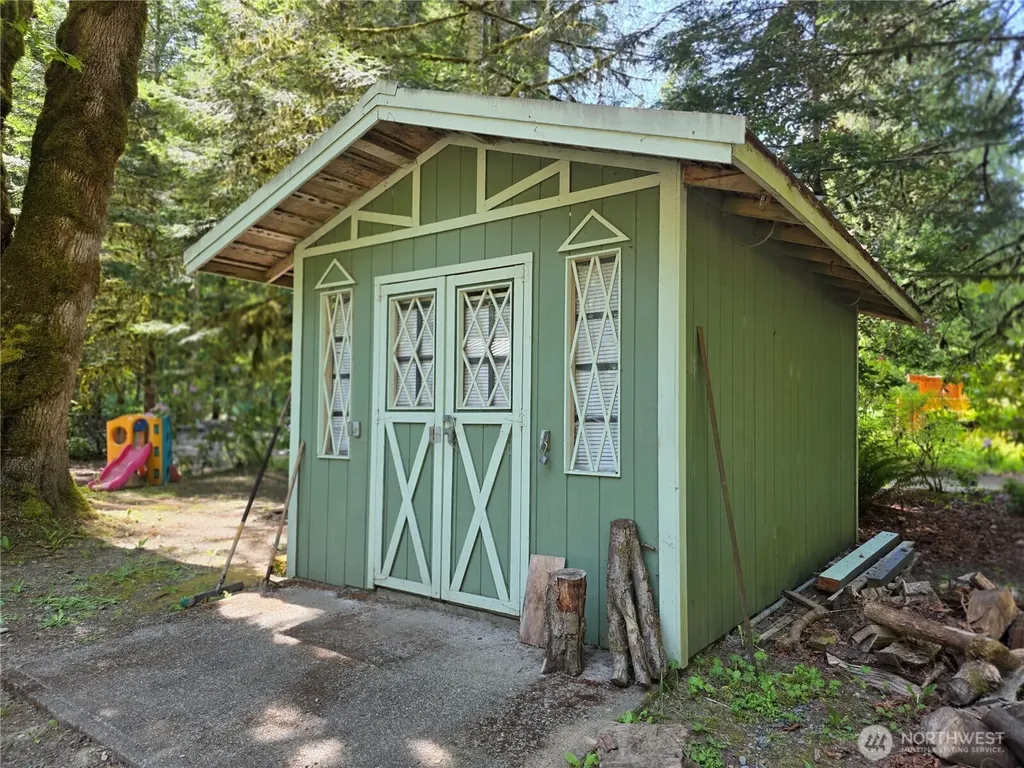 340 Appaloosa Drive Brinnon WA 98320