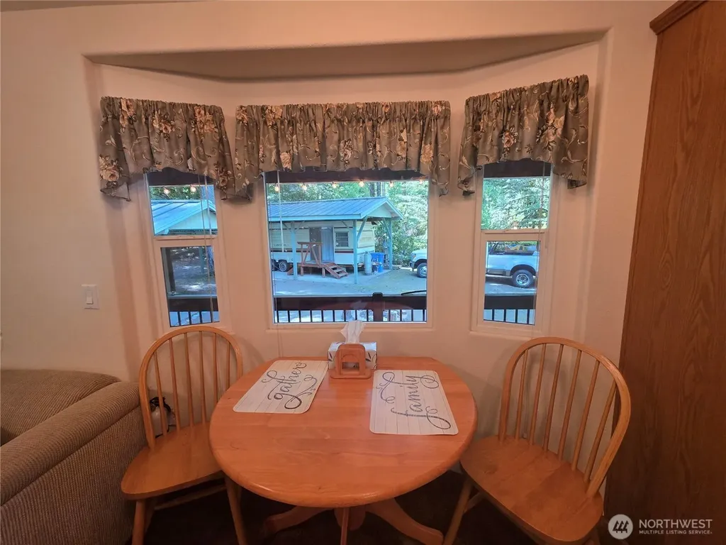 340 Appaloosa Drive Brinnon WA 98320