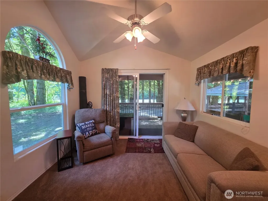 340 Appaloosa Drive Brinnon WA 98320