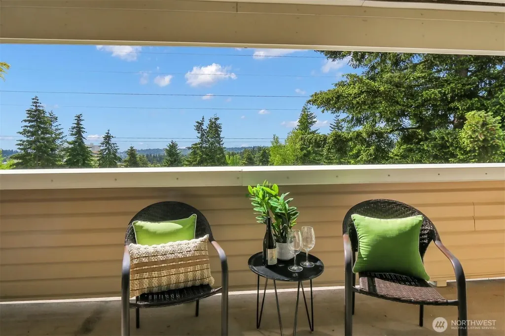 12415 NE 130th Court Kirkland WA 98034