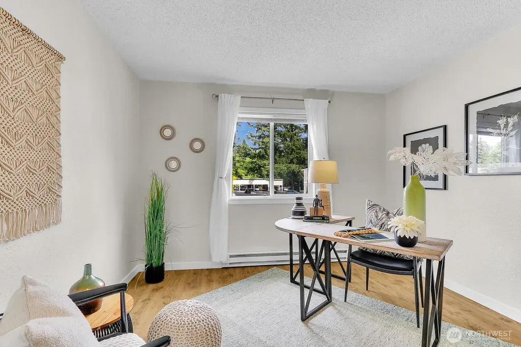 12415 NE 130th Court Kirkland WA 98034