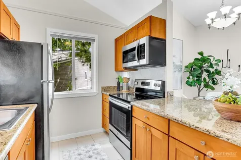12415 NE 130th Court Kirkland WA 98034