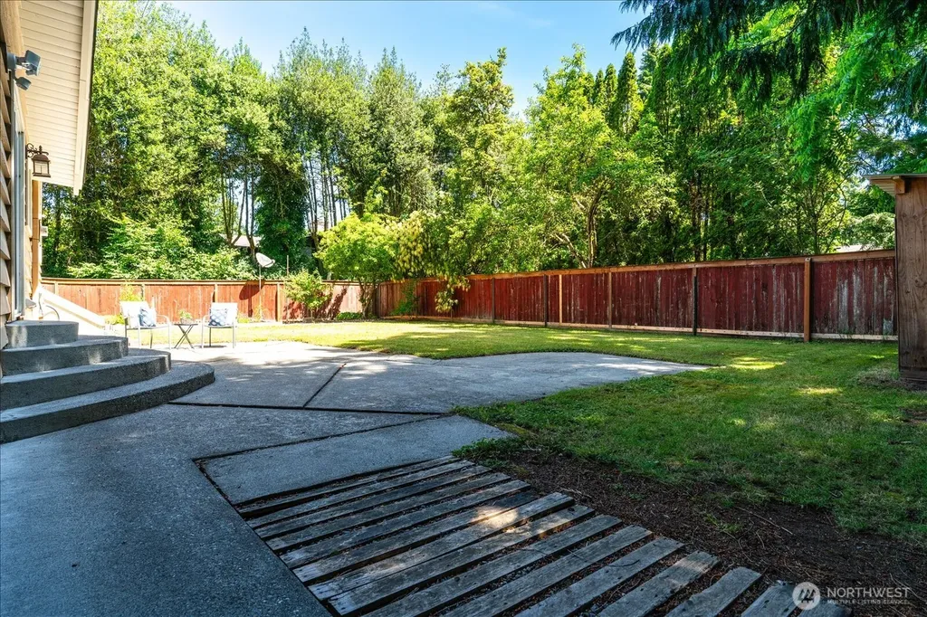 17524 10th Avenue NW Shoreline WA 98177