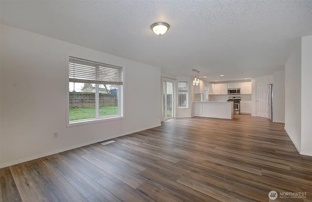 4410 NE 163rd Avenue Vancouver WA 98682