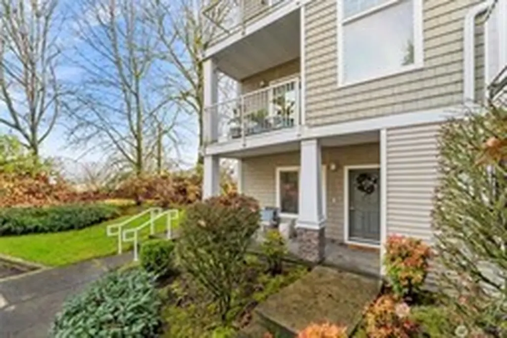 21430 40th Place S Seatac WA 98198