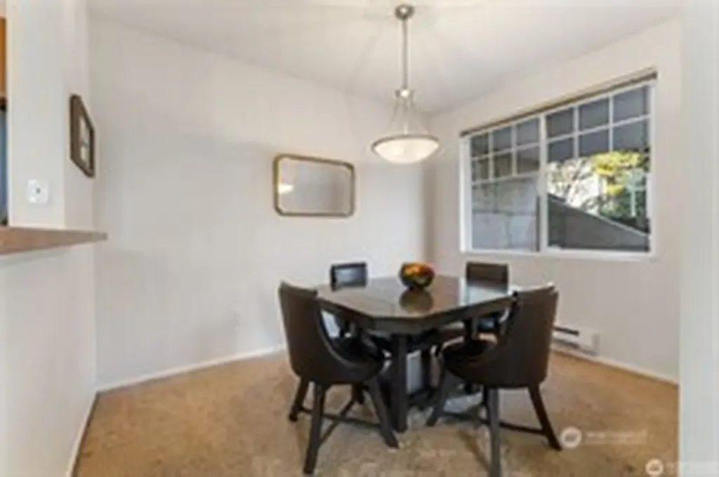 21430 40th Place S Seatac WA 98198