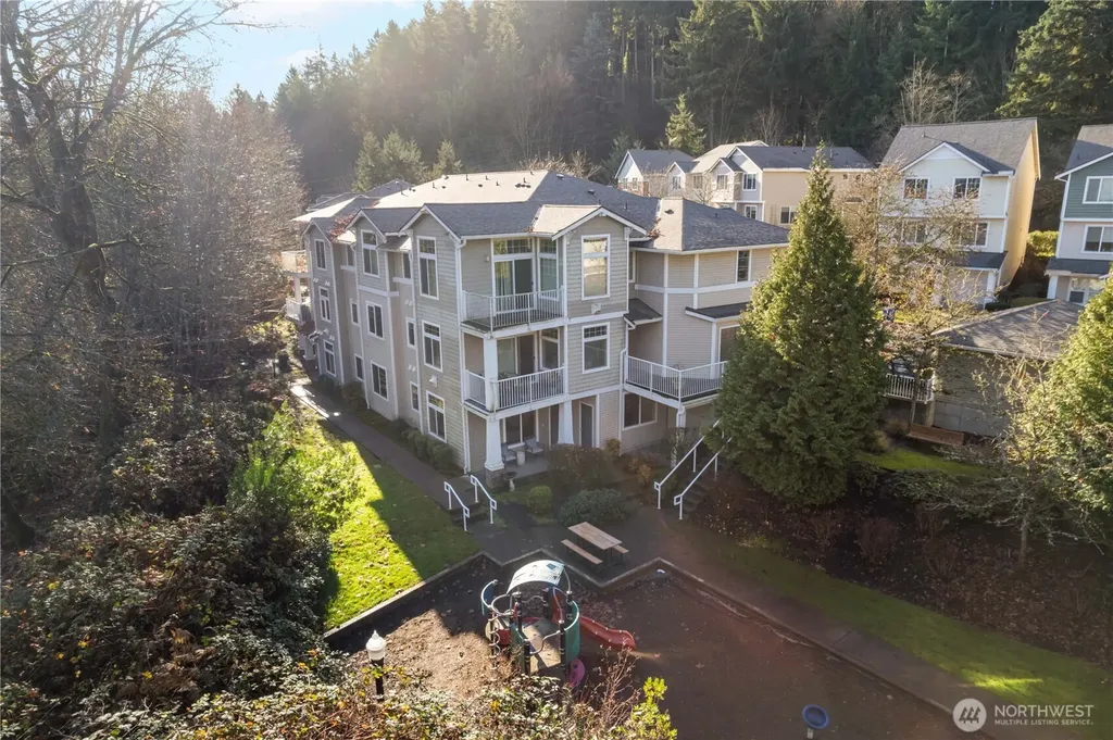 21430 40th Place S Seatac WA 98198