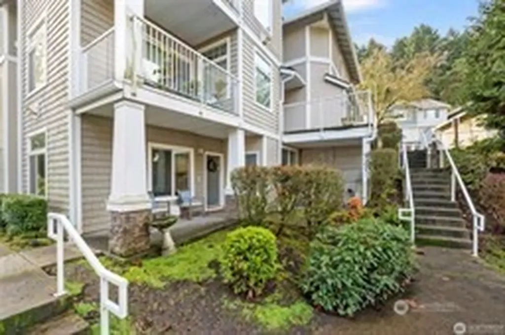 21430 40th Place S Seatac WA 98198