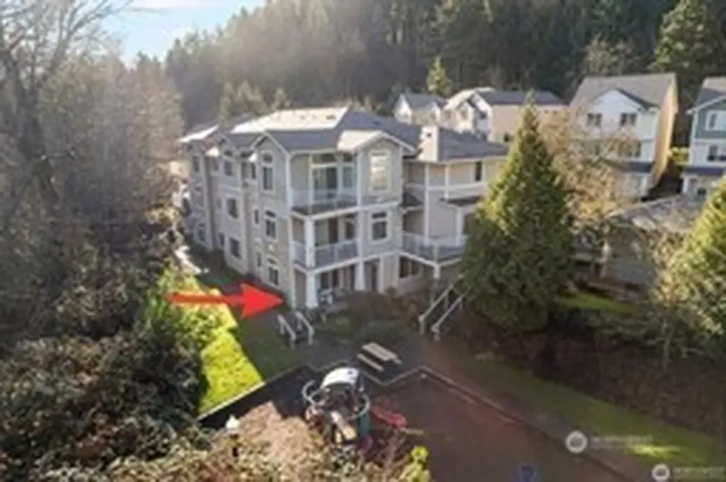 21430 40th Place S Seatac WA 98198