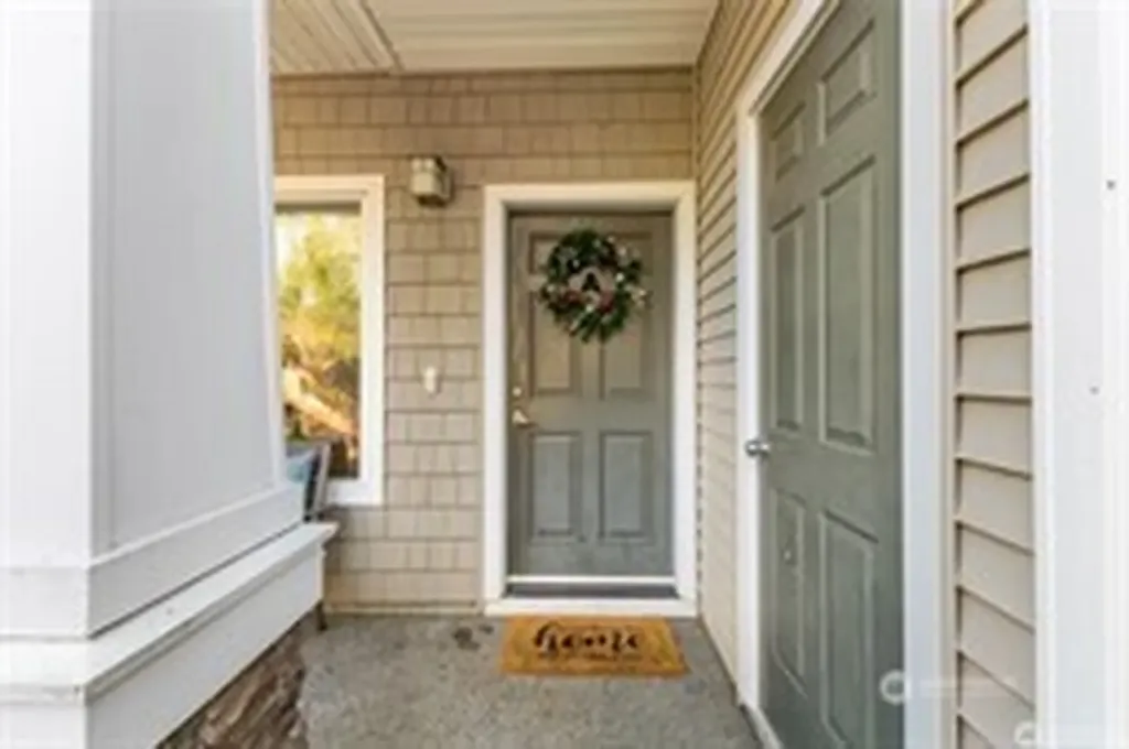 21430 40th Place S Seatac WA 98198