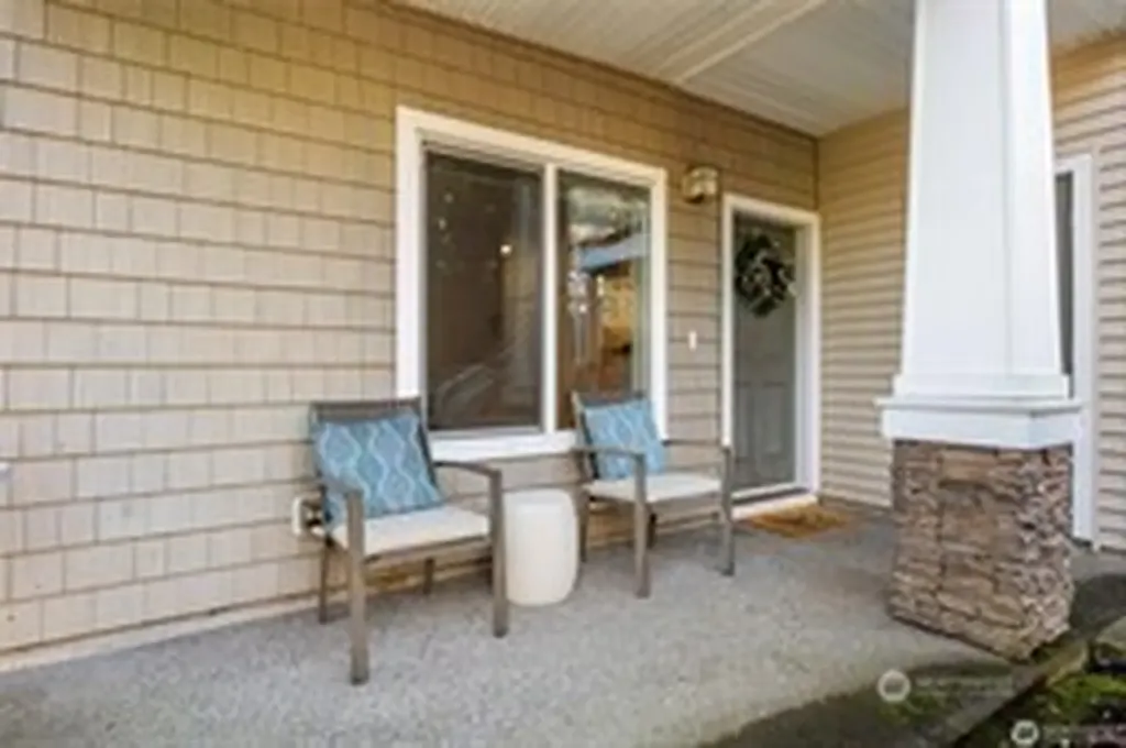 21430 40th Place S Seatac WA 98198