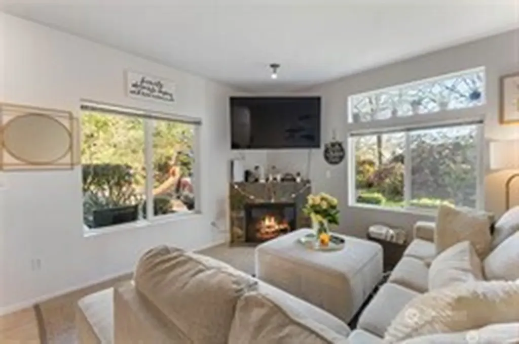 21430 40th Place S Seatac WA 98198