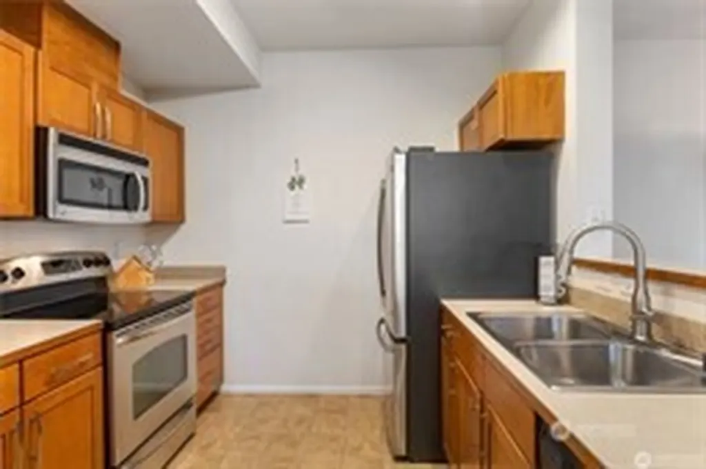 21430 40th Place S Seatac WA 98198