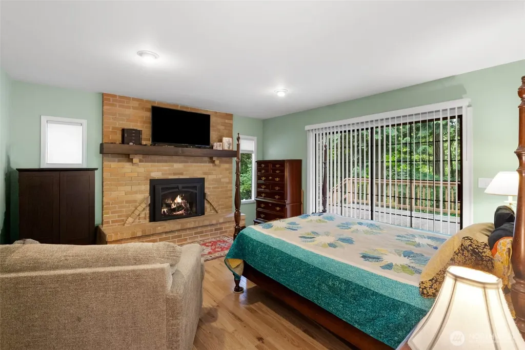 8220 71st Street Ct NW Gig Harbor WA 98335