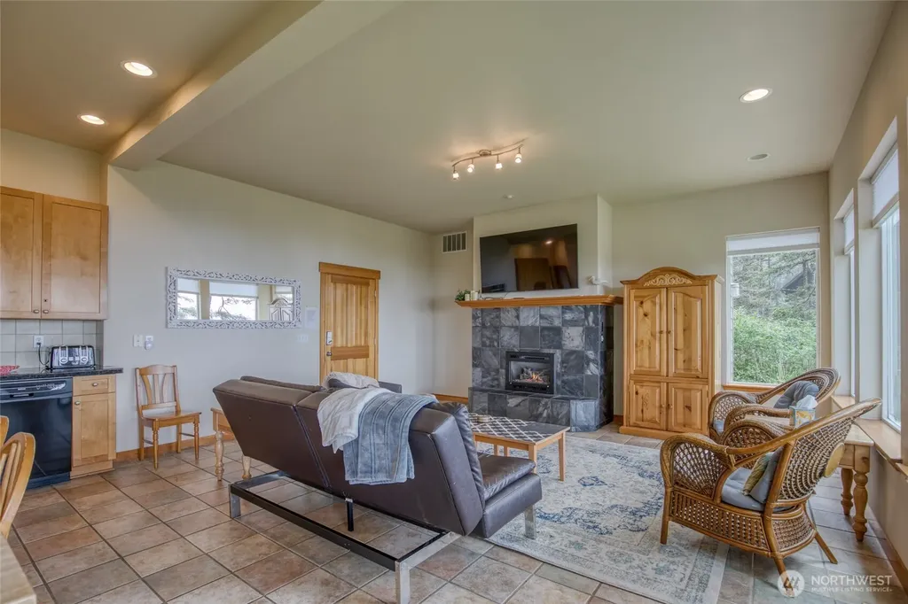 4625 State Route 109 Moclips WA 98562