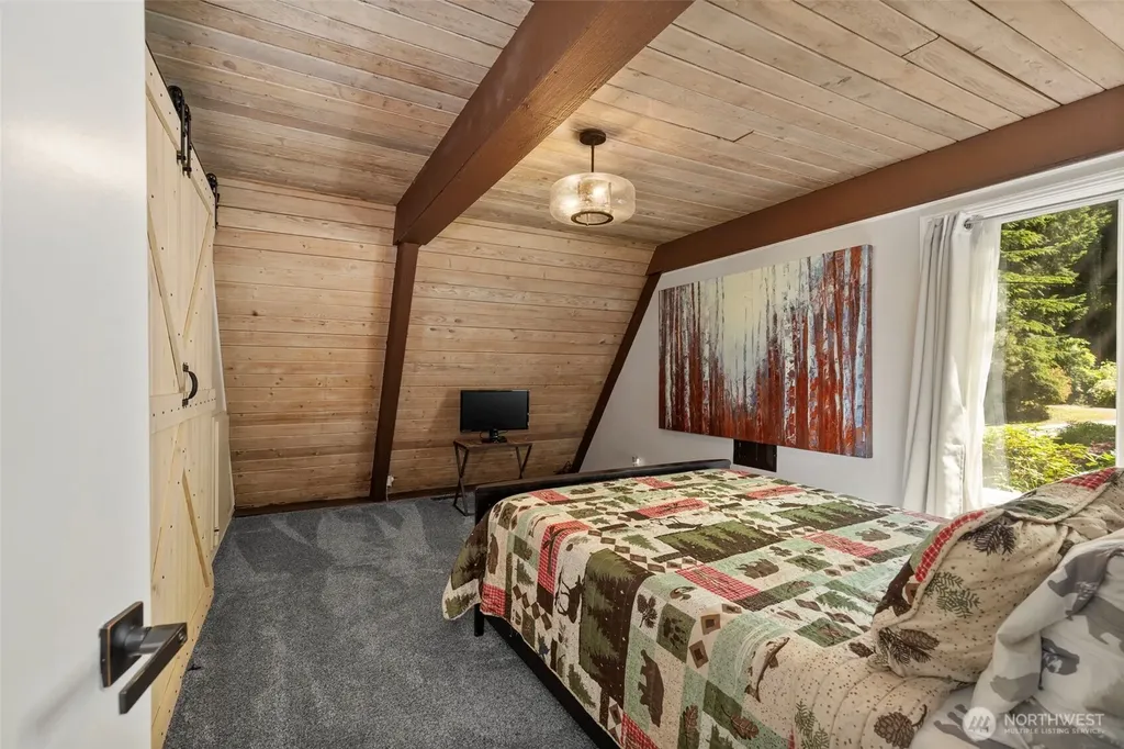 8621 NW Anderson Hill Road Silverdale WA 98383