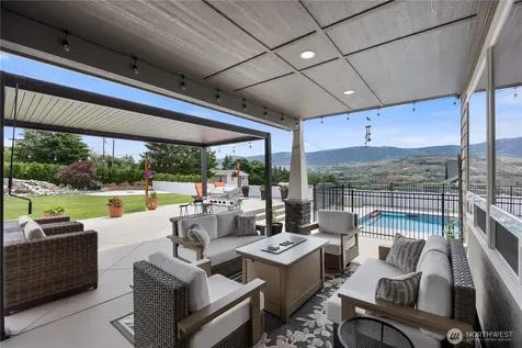 821 S Mary Avenue East Wenatchee WA 98802