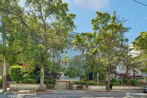 1111 10th Avenue E Seattle WA 98102