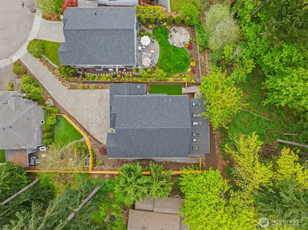4221 NE 27th Place Newcastle WA 98059