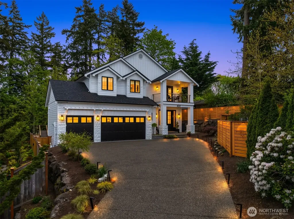 4221 NE 27th Place Newcastle WA 98059