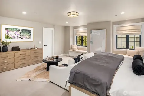 4221 NE 27th Place Newcastle WA 98059
