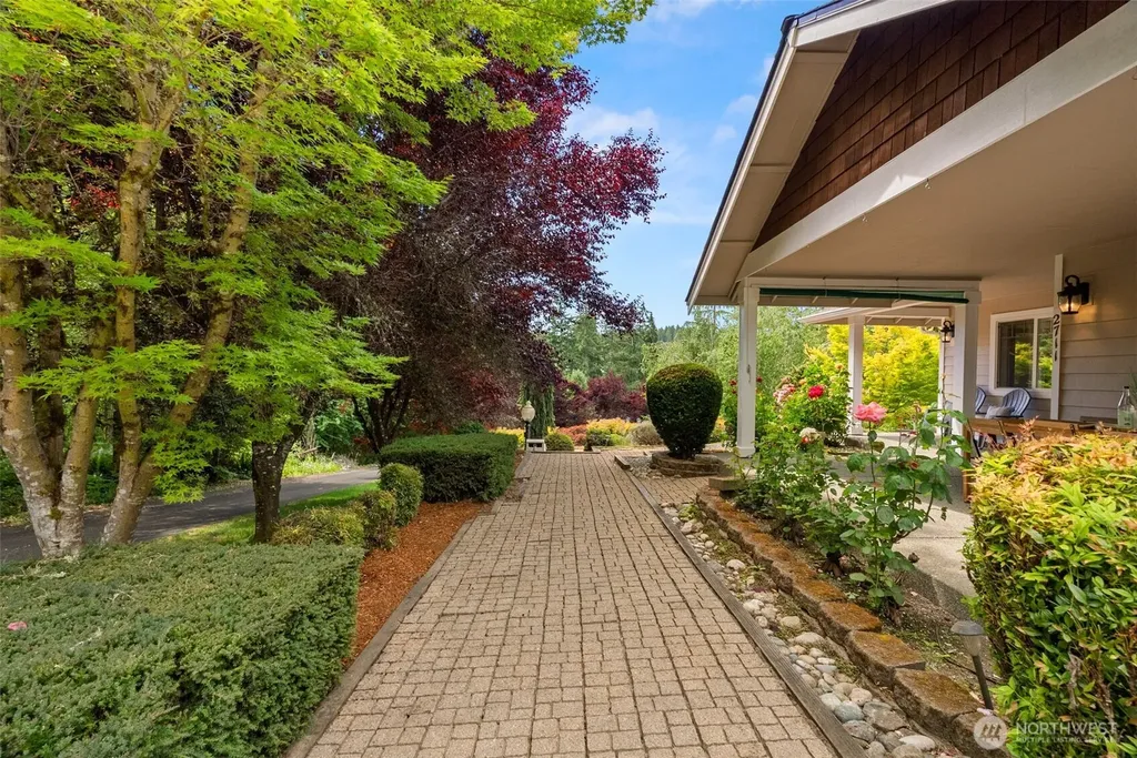 2711 103rd Street Ct NW Gig Harbor WA 98332
