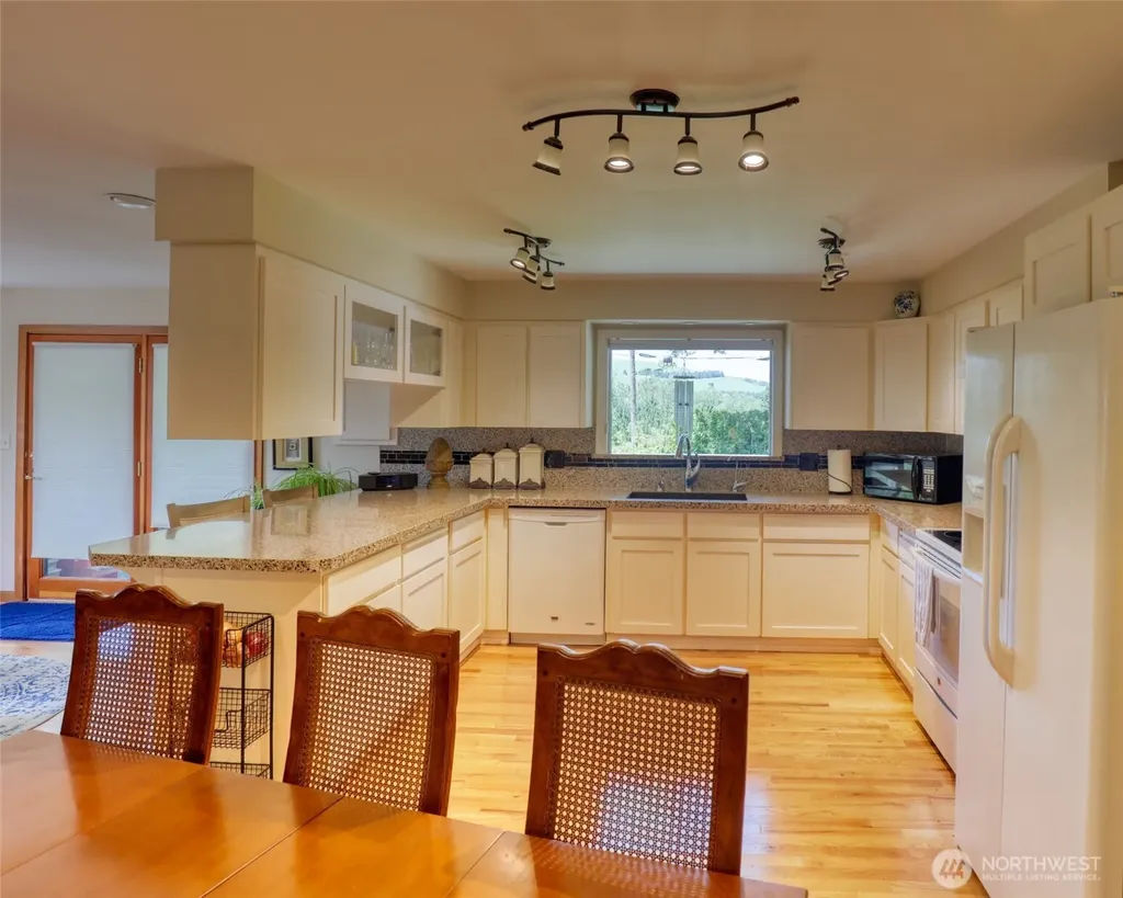 805 E Spring Street Dayton WA 99328