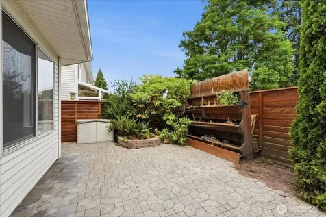 9240 S 240 Place Kent WA 98030